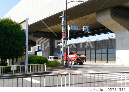 埼玉県さいたま市東京外環自動車道沿いの風景2022年10月 埼玉県さいたま市東京外環自動車道沿いの風景2022年10月 95754532