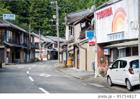 【国道193号・438号】上分川又の街並み 95754817