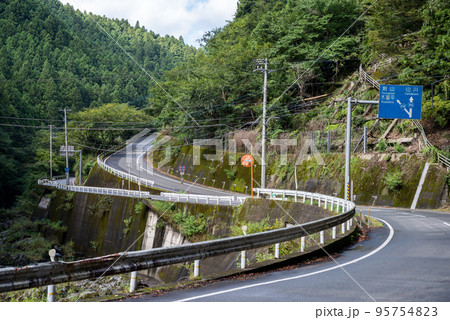 【国道193号・438号】上分川又の国道分岐点 95754823