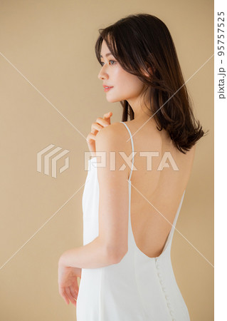 ウェディングドレス ビューティイメージ ウェディングドレス ビューティイメージ 95757525