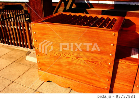 10月の晴れた日の井草八幡宮（6） 95757931