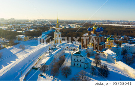 Aerial view of the Kremlin in Ryazan in winter Aerial view of the Kremlin in Ryazan in winter 95758041