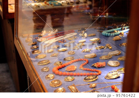 街のアクセサリーショップ 95761422