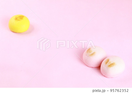 うさぎのおまんじゅう 95762352