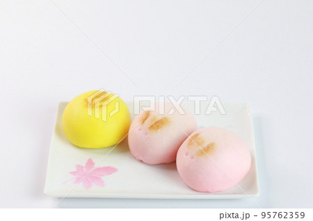 うさぎのおまんじゅう 95762359