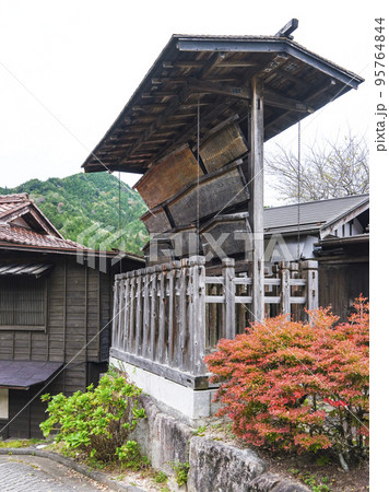 旧中山道　妻籠宿　高札場跡 95764844