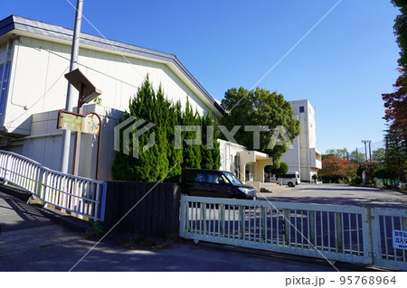 EXILEのATSUSHIの母校・出身校の越谷市立栄進中学校 95768964