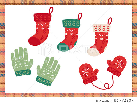 靴下や手袋のクリスマスイメージのイラスト 95772807