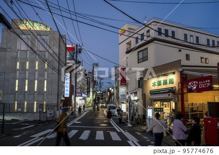 横浜市旭区の都市風景 希望ヶ丘駅 横浜市旭区の都市風景 希望ヶ丘駅 95774676