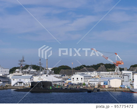 横須賀港の風景 95775472
