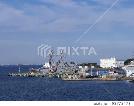 横須賀港の風景 95775473