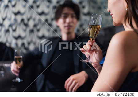 イケメンホストイメージ 95782109