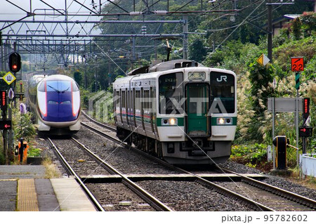 福島と山形を結び地域の交通を支える… 奥羽本線・719系 福島と山形を結び地域の交通を支える… 奥羽本線・719系 95782602