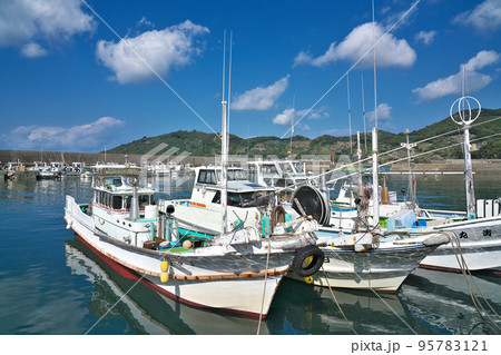 【栖原漁港】 和歌山県有田郡湯浅町栖原 【栖原漁港】 和歌山県有田郡湯浅町栖原 95783121