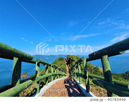 黒崎空中展望所 (眼前は八代海と雲仙天草国立公園) 黒崎空中展望所 (眼前は八代海と雲仙天草国立公園) 95783440