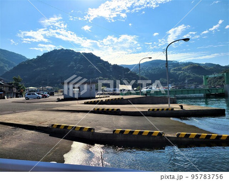 片側(かたそば)港付近の風景 片側(かたそば)港付近の風景 95783756