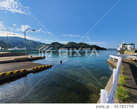 片側（かたそば）港付近の風景 95783759