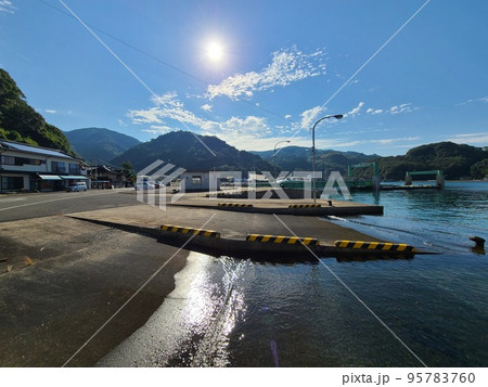 片側(かたそば)港付近の風景 片側(かたそば)港付近の風景 95783760