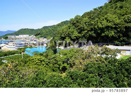 片側かたそば港付近の風景　カーフェリー 95783897