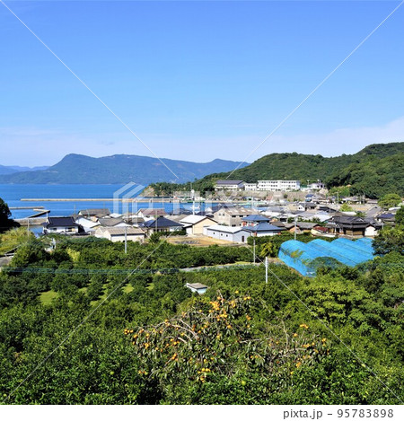 片側かたそば港付近の風景 カーフェリー 片側かたそば港付近の風景 カーフェリー 95783898
