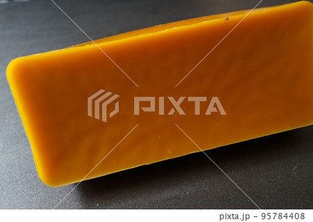 ミツロウブロック 95784408