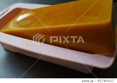 ミツロウブロック 95784417