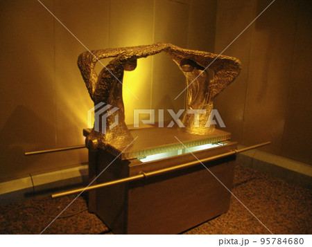 アーク 聖なる箱 アーク 聖なる箱 95784680