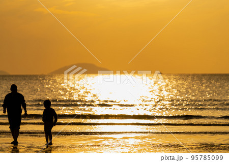 《福岡県》かがみの海　福津市（津屋崎海岸・福間海岸・宮地浜） 95785099