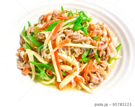 中国家庭料理・茭白三絲（マコモダケと彩り野菜の中華炒め） 95785223