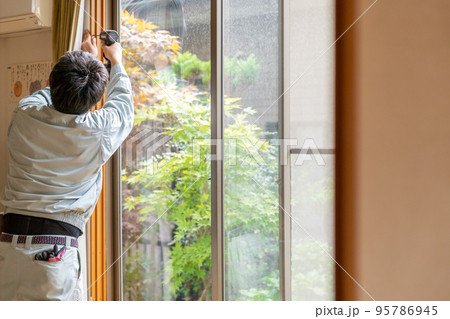 内窓　二重窓　設置工事 95786945
