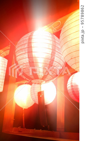 現人神社　恋ぼんぼり 95789862
