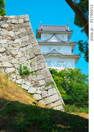 【日本100名城】明石城　稲荷曲輪の石垣と坤櫓2　兵庫県明石市 95790653