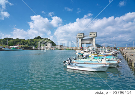【唐尾漁港】  和歌山県有田郡広川町唐尾 95796414