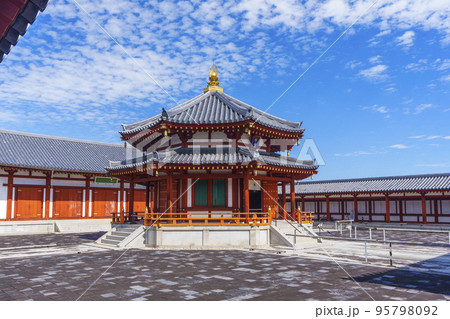 薬師寺　大唐西城壁画殿　玄奘塔 95798092