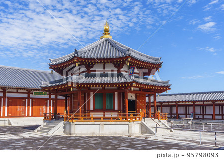 薬師寺 大唐西城壁画殿 玄奘塔 薬師寺 大唐西城壁画殿 玄奘塔 95798093