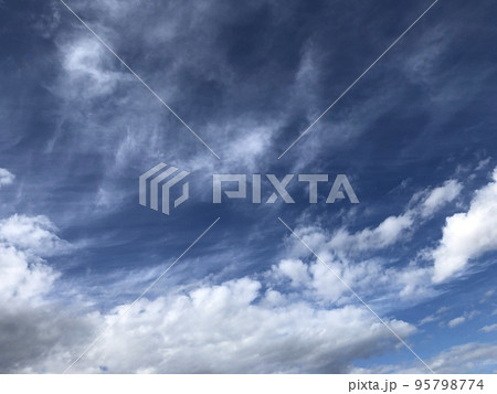 11月の青空(日本)(2) 11月の青空(日本)(2) 95798774