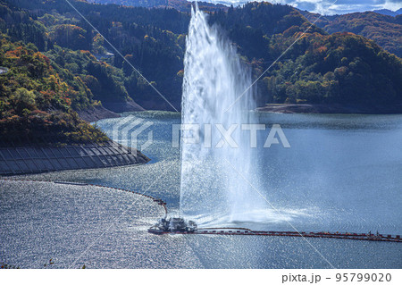 月山湖大噴水 95799020