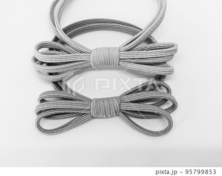 Hair ties_7 95799853