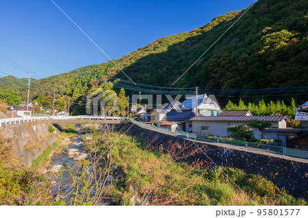 芦川朝の景観 95801577