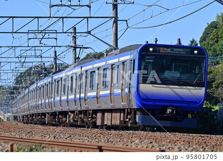 成田線　佐倉ー酒々井　JR東日本　E235系1000番台　F-12編成（鎌倉） 95801705