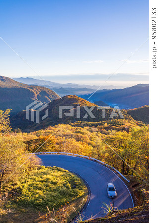 (栃木県)紅葉の日光いろは坂 ドライブ (栃木県)紅葉の日光いろは坂 ドライブ 95802133