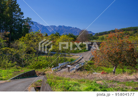 上津金の農村風景 須玉町 上津金の農村風景 須玉町 95804577