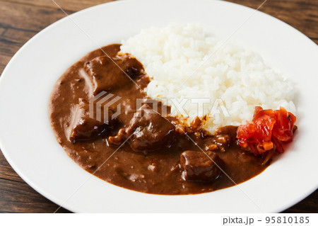 欧風ビーフカレー　ビーフカレー　欧風カレー　カレーライス　 95810185