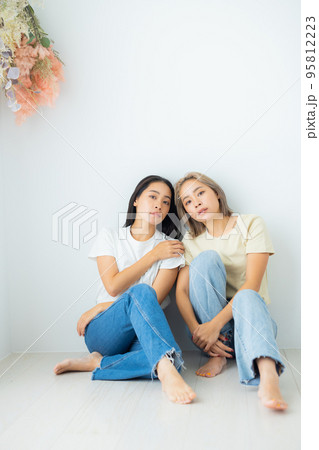 双子の姉妹　デニム 95812223