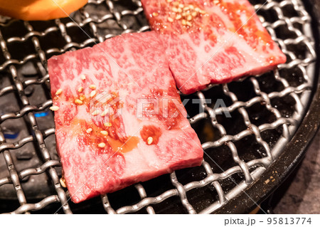 焼肉「特上カルビ」 焼肉「特上カルビ」 95813774