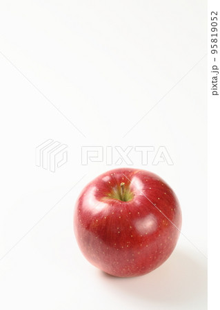 シナノスイート 【りんご】 【白バック】 95819052