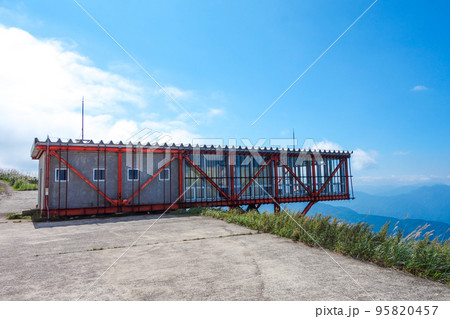 非日常！「能楽の里牧場」跡地　福井県池田町水海 95820457