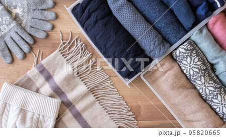 冬服の整頓|衣替えイメージ 冬服の整頓|衣替えイメージ 95820665
