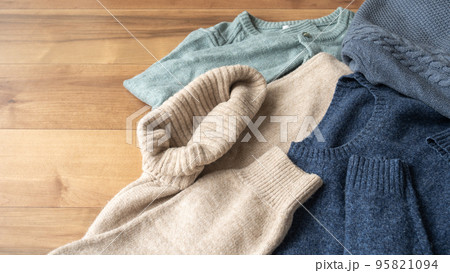 冬物の服|衣替えイメージ 冬物の服|衣替えイメージ 95821094