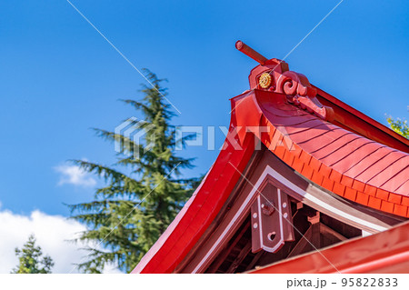 金蛇水神社 破風飾り 雲形鬼 主棟鬼 金蛇水神社 破風飾り 雲形鬼 主棟鬼 95822833